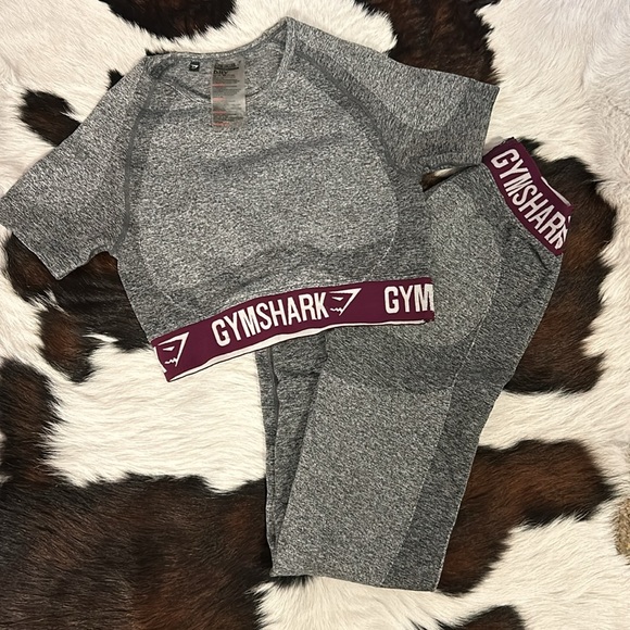 Gymshark 2 pc Set! - Picture 9 of 9